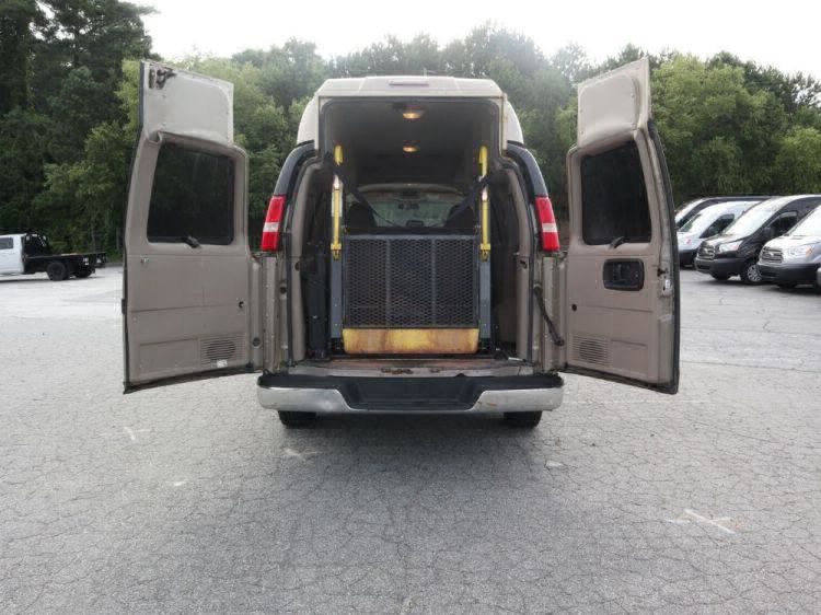 2007 chevrolet express passenger