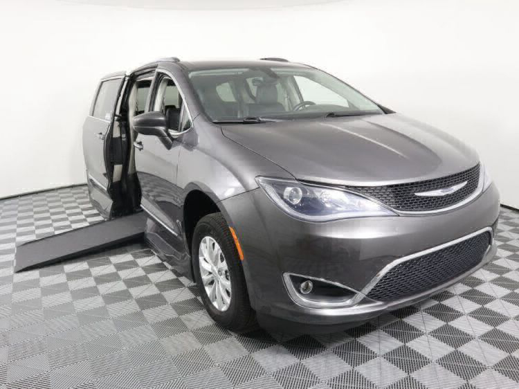 chrysler pacifica handicap van for sale