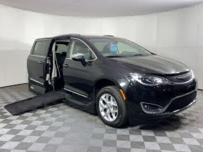 Handicap Van for Sale - 2020 Chrysler Pacifica Limited Wheelchair Accessible Van VIN: 2C4RC1GG5LR114562
