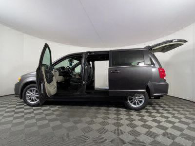Handicap Van for Sale - 2019 Dodge Grand Caravan SXT Wheelchair Accessible Van VIN: 2C4RDGCGXKR759891