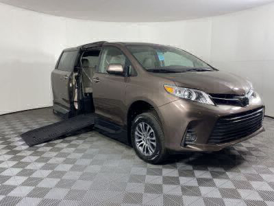 Handicap Van for Sale - 2020 Toyota Sienna XLE Wheelchair Accessible Van VIN: 5TDYZ3DC6LS044522